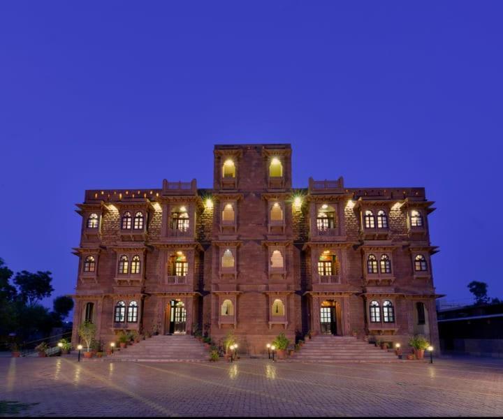 ครห์ โควินท์ โฮเต็ล แอนด์ รีสอร์ต Hotel จ๊อดปูร์ ภายนอก รูปภาพ